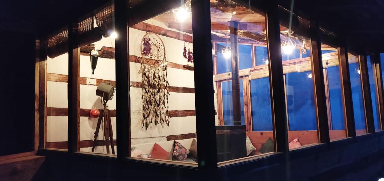 קאסול Parvatis Lap Luxury Hostel & Camps מראה חיצוני תמונה